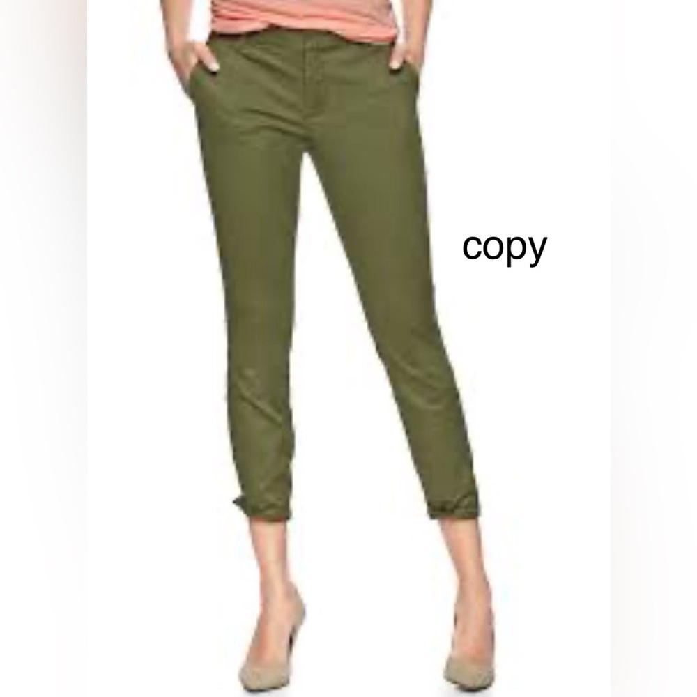GAP Skinny green khakis size 10 in good used condition